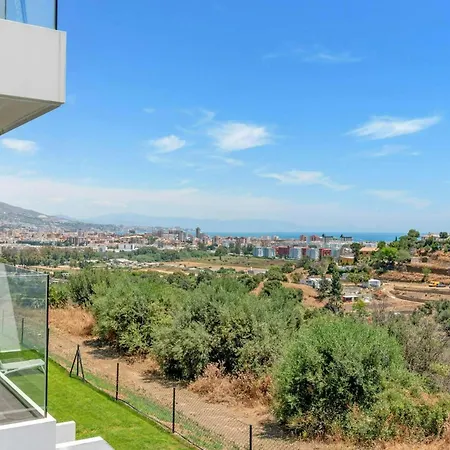 Apartamento Moderno De 4 Hab. Con Vistas Bonitas Fuengirola