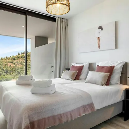 Moderno De 4 Hab. Con Vistas Bonitas Apartamento